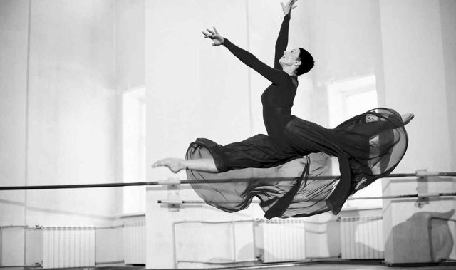 https://nationalspacefederation.com/wp-content/uploads/2019/04/inner_image_dance_05-640x379.jpg